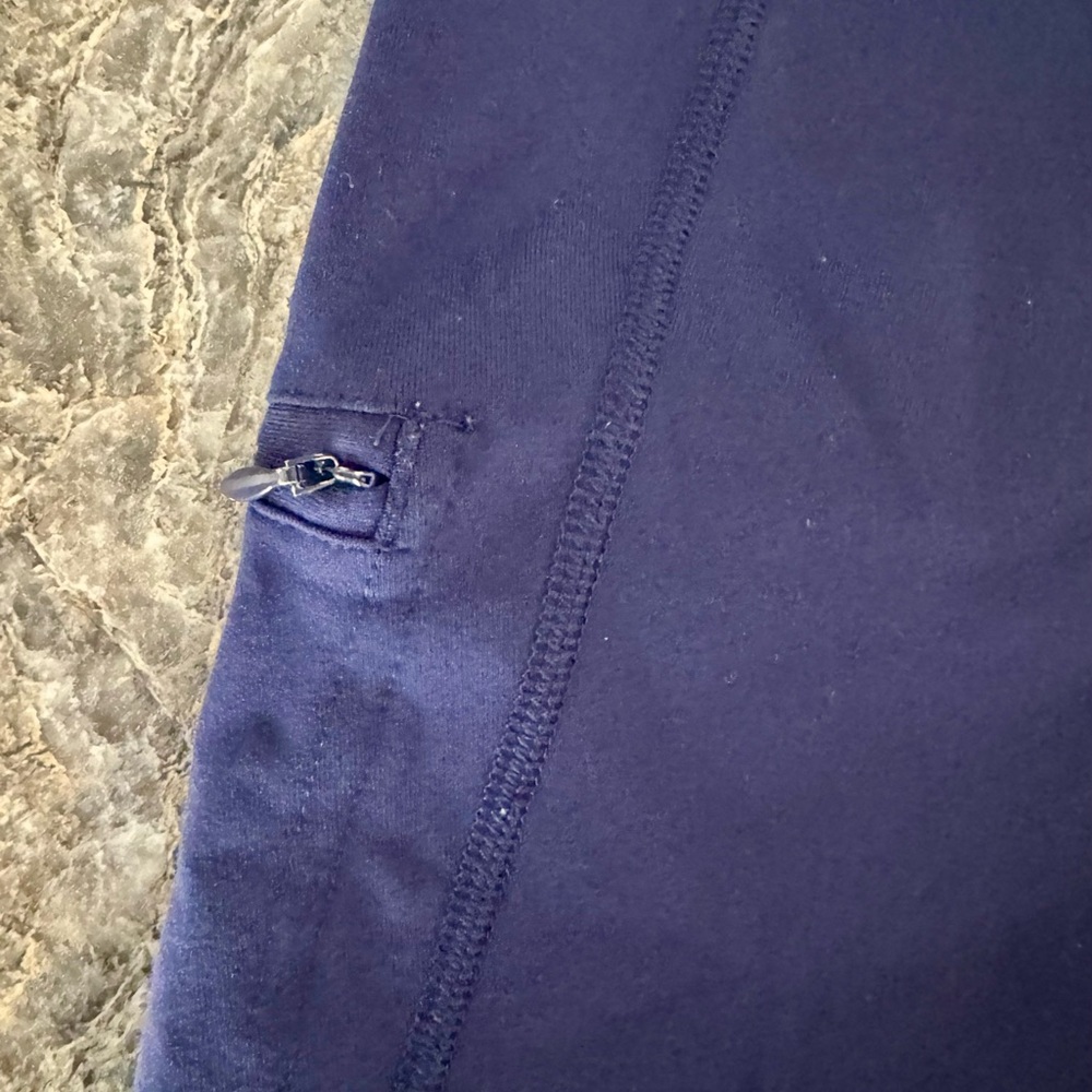 Duluth Trading Co Women's Navy Leggings - Picture 3 of 5